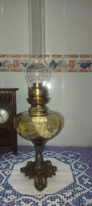 PRECIOSO QUINQUE MUY ANTIGUO DE PROCEDENCIA FRANCE