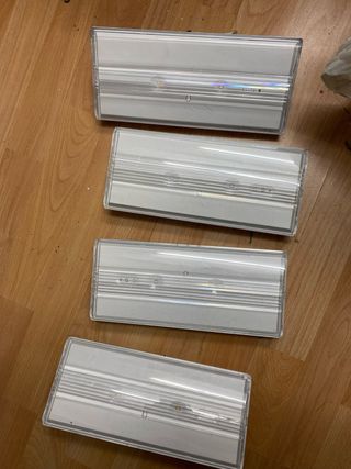 4 Luces de Emergencia LED