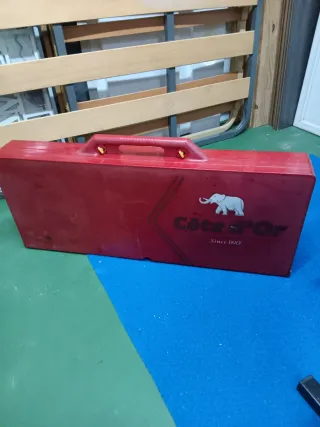 Mesa de camping plegable roja