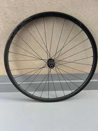 Rueda Shimano rota