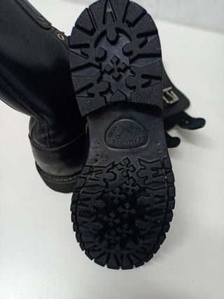 Botas de piel negras numero 42