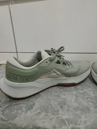 Zapatillas Nike Trail Gore-Tex Talla 41 Hombre