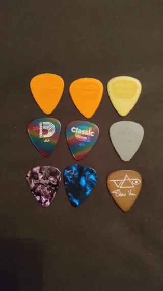 Lote de 9 púas de guitarra