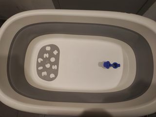 Bañera plegable bebé con patas