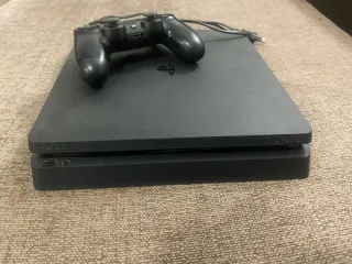 PS4 (PlayStation 4) Negra Slim 500gb