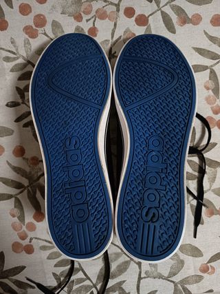Zapatillas Adidas Negras y Azules