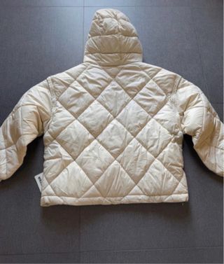 Giubbotto trapuntato con cappuccio