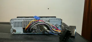 Radio pioneer bluetooth