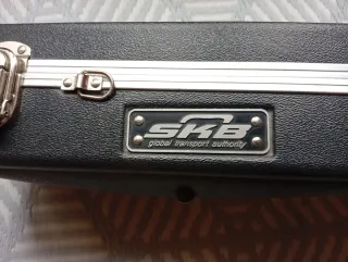 Estuche Rígido para Viola SKB