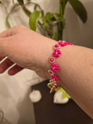 Bracciale perline rosa fiori vetro nuovo