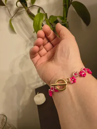 Bracciale perline rosa fiori vetro nuovo