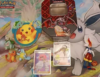 Lote Pokémon: 4 Muñecos, 3 Pin,s y 2 Cartas FullAr