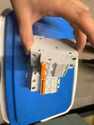 Lote magnetotermicos Schenider