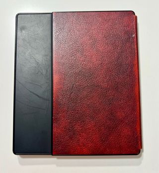 E-reader Kindle Oasis con custodia di ricarica