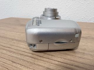 Cámara Digital Nikon Coolpix 2200 Plata