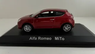 Alfa Romeo Norev in scala 1:43