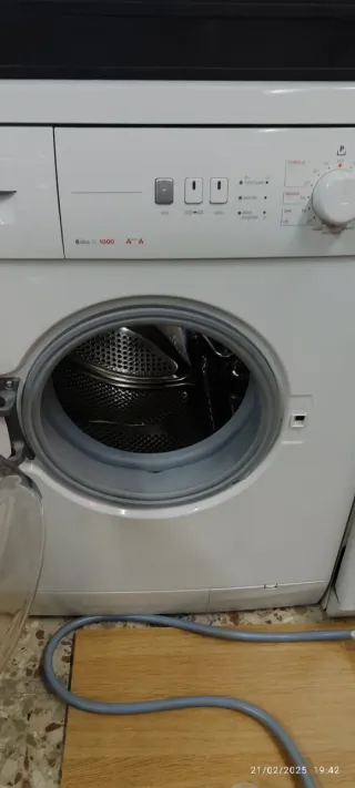 Lavadora Blanca 1000 RPM