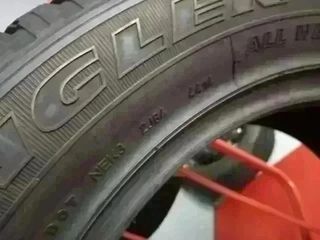 235 60 R18 103V Goodyear - 1 neumático +75%