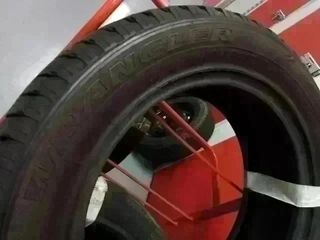 235 60 R18 103V Goodyear - 1 neumático +75%