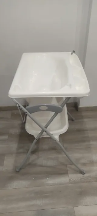 Bañera plegable para bebé.