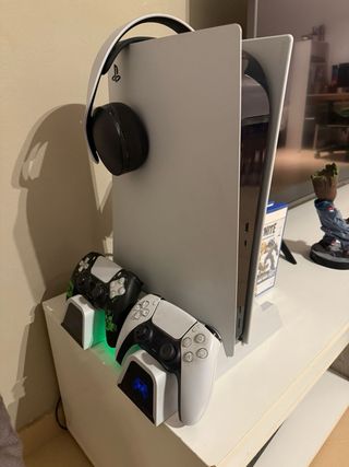 Consola PS5 con 2 mandos