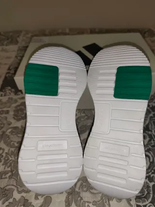 Zapatillas niño Adidas Racer TR21 Talla 32 Nuevas