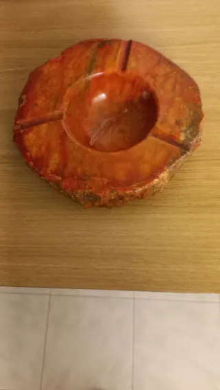 Posacenere in alabastro