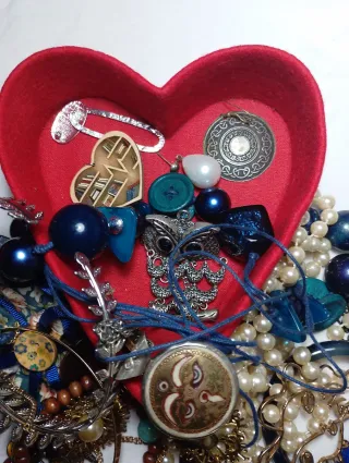 Joyero Corazón  + Joyas