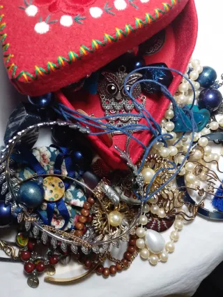 Joyero Corazón  + Joyas