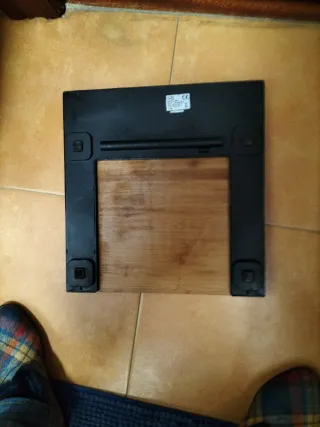 Bilancia da bagno in legno e vetro