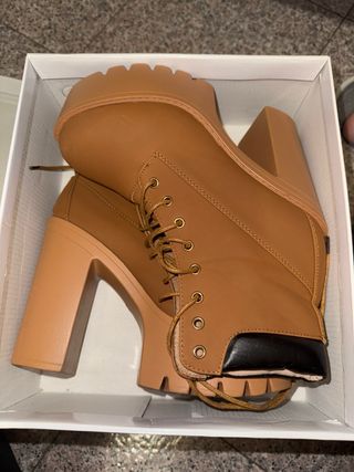 Botas plataforma tacón marrón