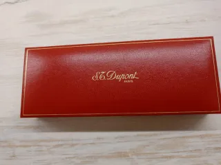 Pluma estilográfica S.T.Dupont