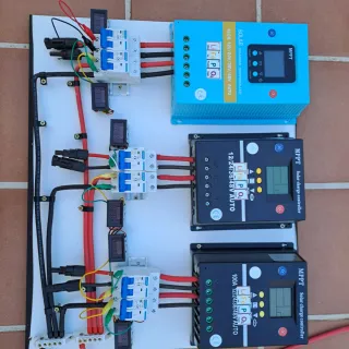 3 Reguladores MPPT 12/24/36/48V