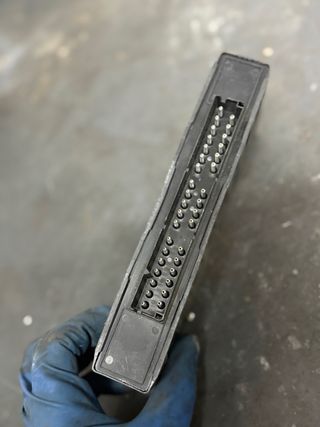 Módulo Confort BMW E34 HELLA 12V