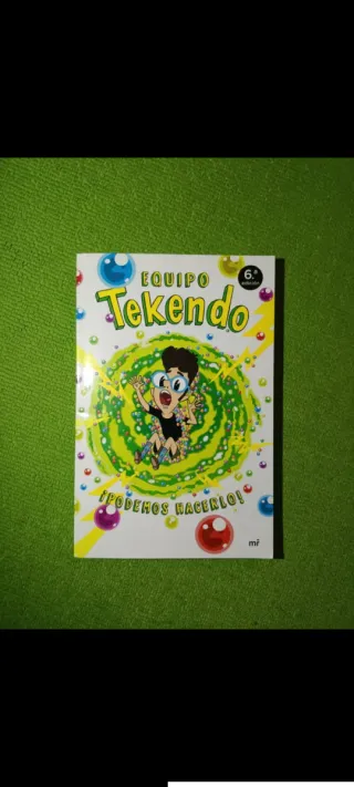 Libro tekendo
