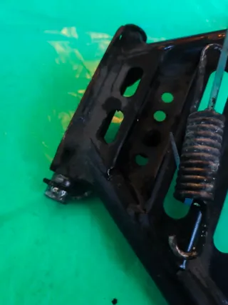 Caballete central Suzuki burgman 200 2009