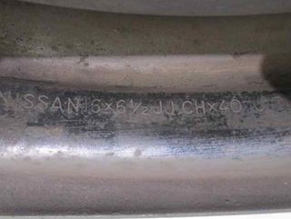 Nissan 1963599 llanta 40300av600 primera berlina