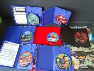 Lee⤵️ 14 videojuegos ps2 y portadas y manuales.