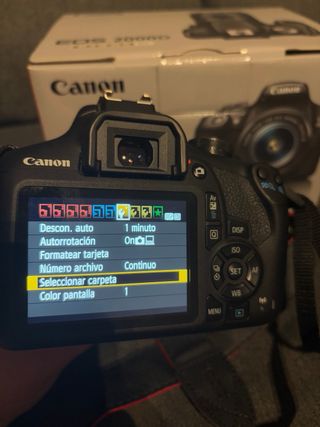 Canon EOS 2000D Kit Cámara Digital