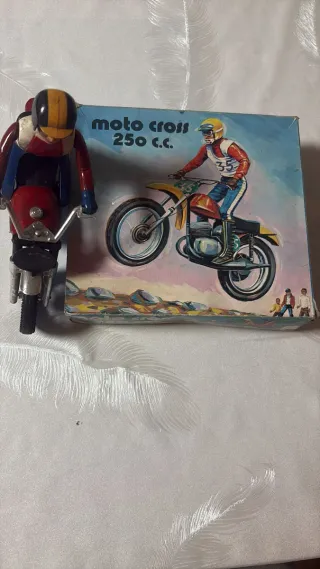 Rara Moto Juguete Antigua Española