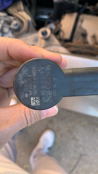 Mercedes-Benz C W203 Regulador de presión del comb