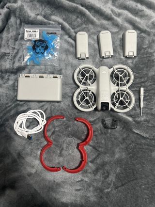 DJI NEO+ 3 Baterias + Accesorios