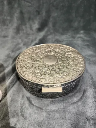 Caja joyero Vintage plateado labrado