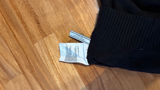 Maglione AMI Paris Nero con Cuore Rosso