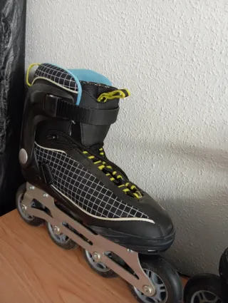 Patines en línea talla 39 y protecciones