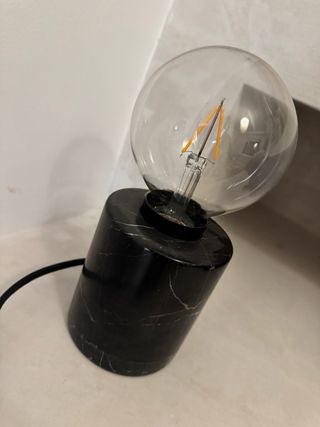 2 Lámparas Mesa Mármol Negro Bombilla