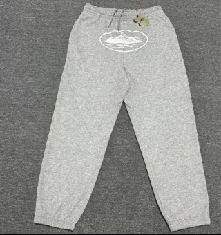 Pantalón Corteiz Gris