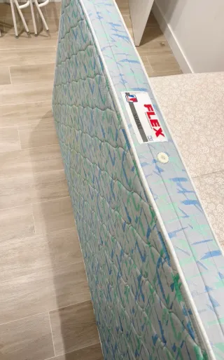 2 Camas 90x180 con Colchones