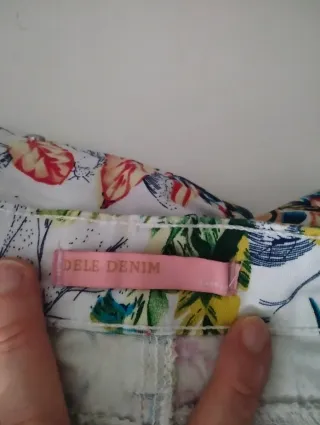 Pantaloni vintage con stampa floreale e uccelli