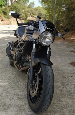 Suzuki SV 650X Café Racer
